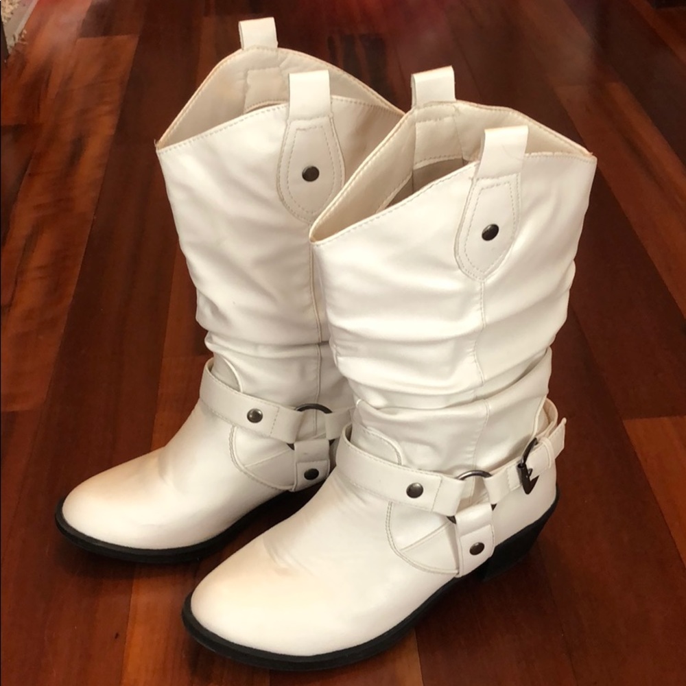 White Cowgirl Boots, Size 6.5